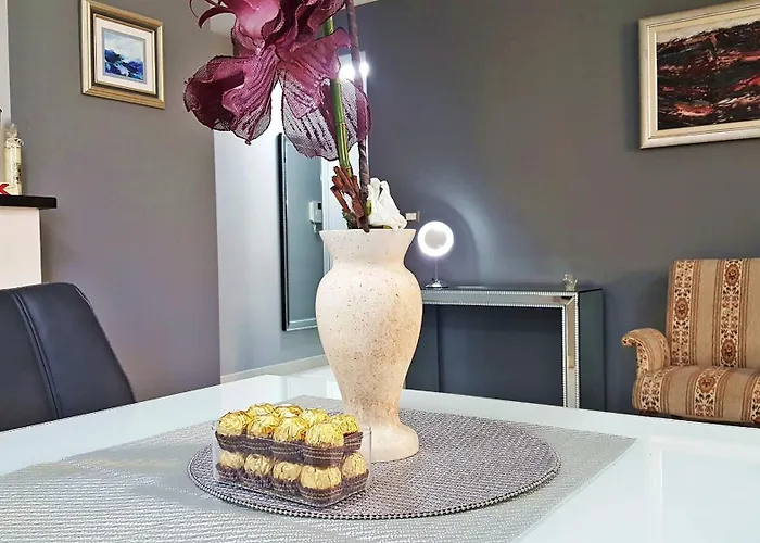 Veduta Luxury Apartments