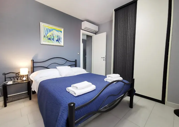Veduta Luxury Apartments